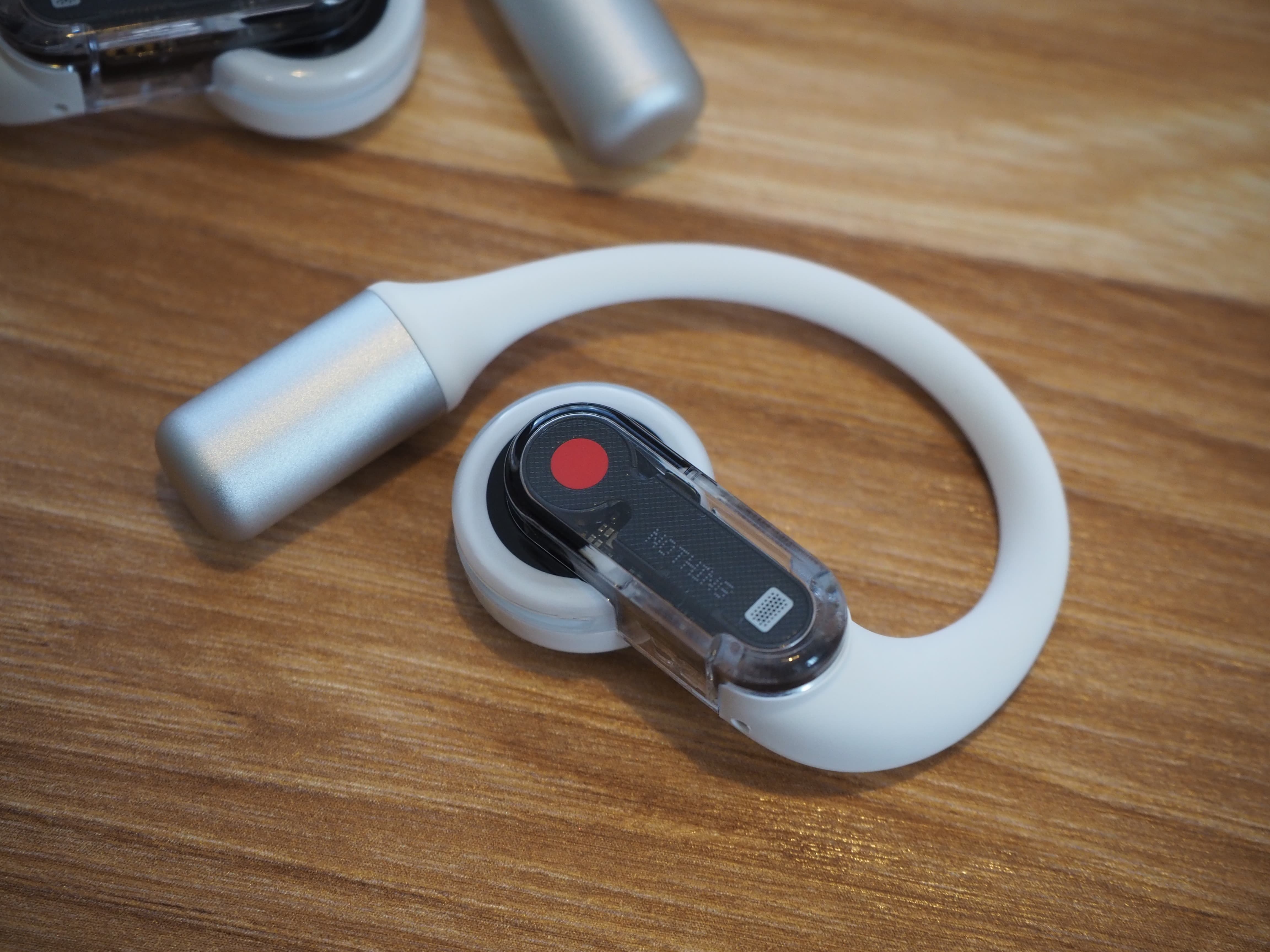 【美品】Nothing Ear (open) / オープンイヤーイヤホン Amazon.co.jp: 【VGP 2025 受賞】Nothing Ear (open) オープン